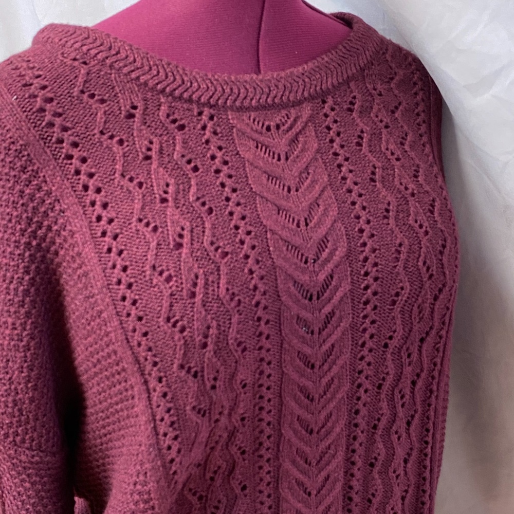 Old Navy sweater